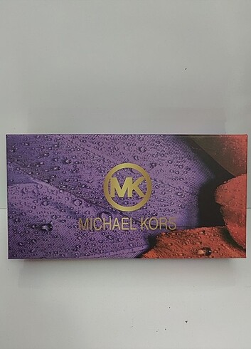  Beden ten rengi Renk Michael kros kadın cüzdan 10X20X3 cm birebirdir