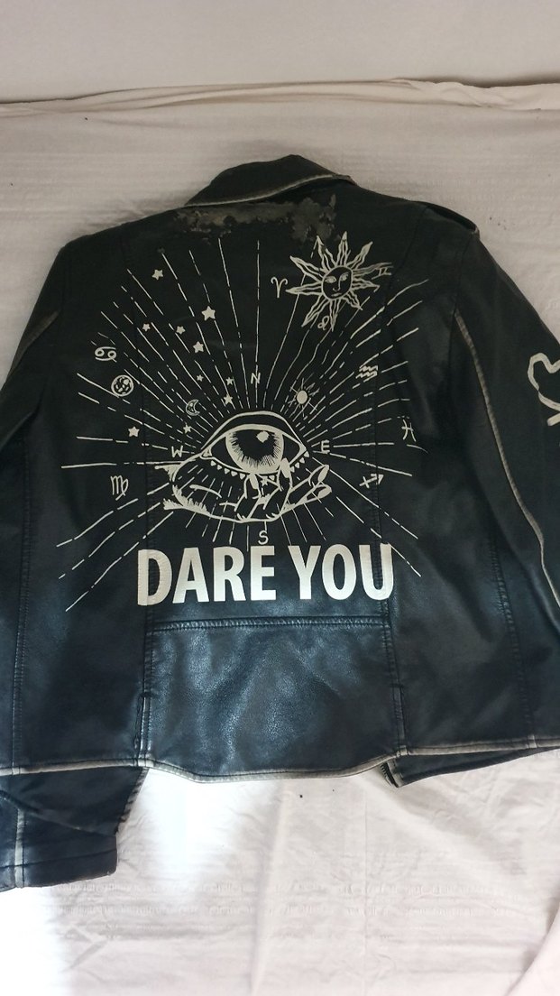 Siyah Parlak Baskılı Deri Ceket - Görsel 3