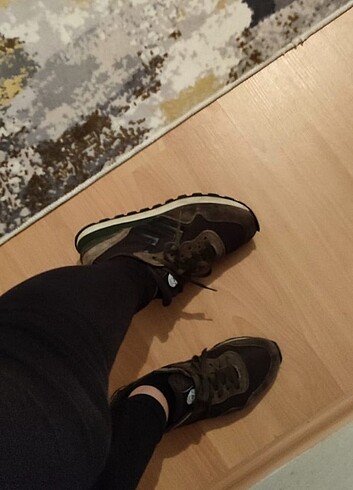Spor ayakkabi