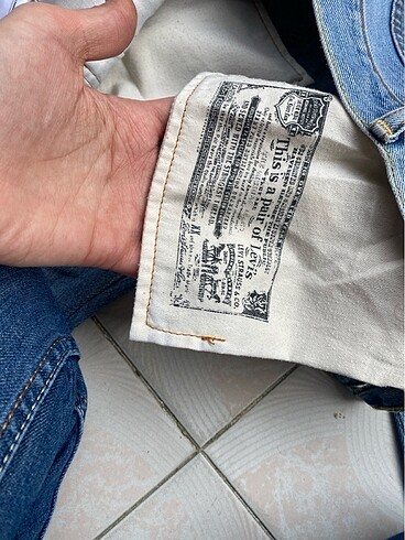 32 Beden mavi Renk Levis jean pantolon