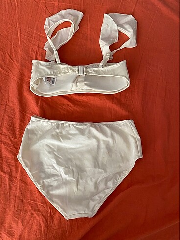 LC Waikiki Beyaz bikini takımı