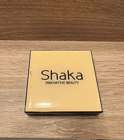 Sephora Shaka Innovative Beauty Pudra