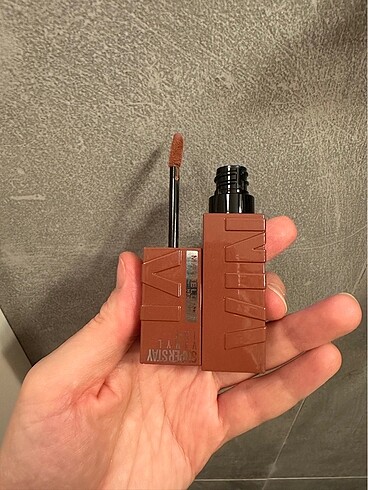 Maybelline Maybelline vinly ink punch rengi lip gloss
