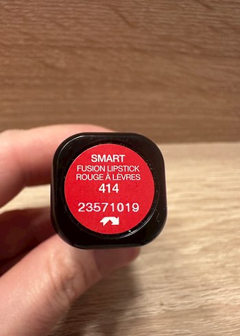 KIKO Milano Kırmızı Ruj - Görsel 4