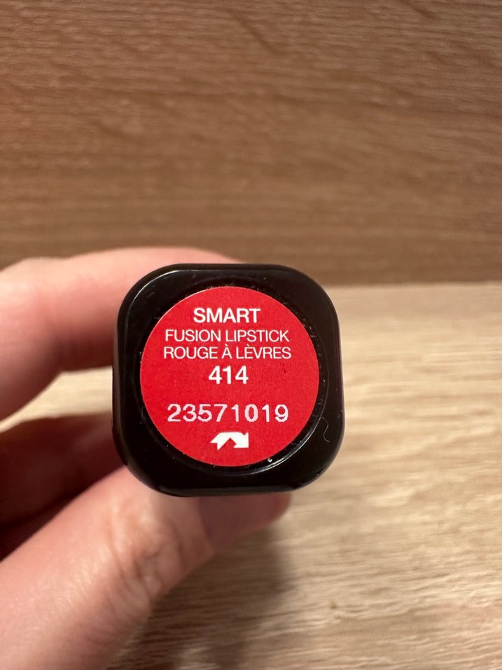 KIKO Milano Kırmızı Ruj - Görsel 4