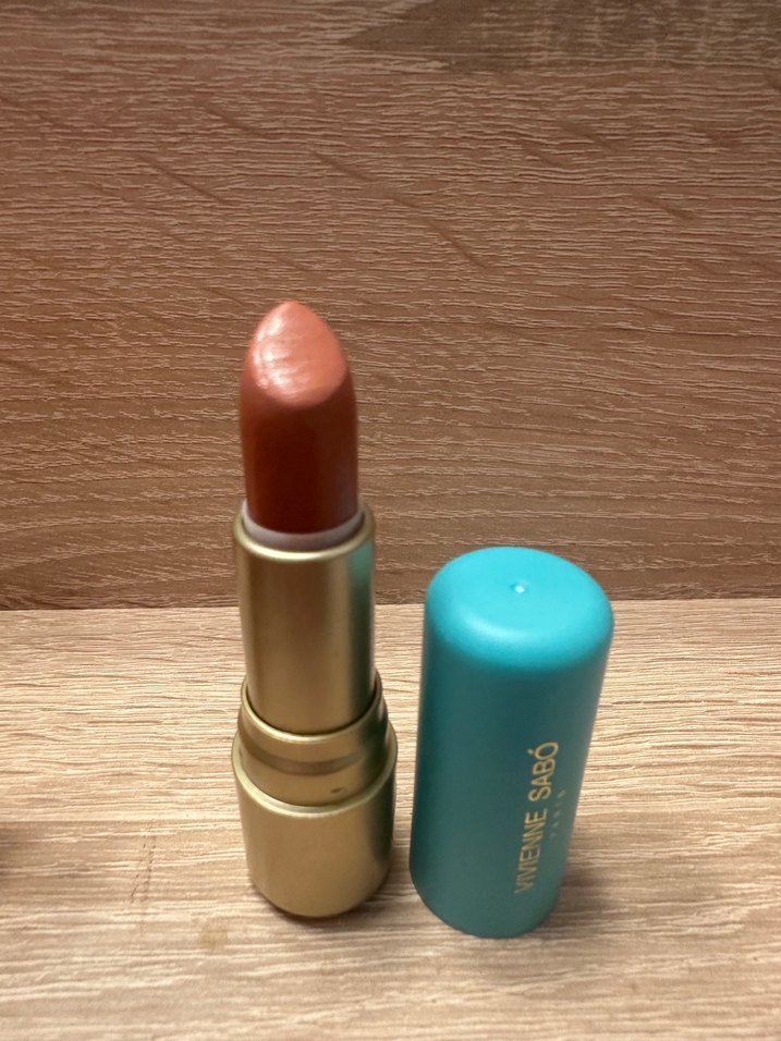 Vivienne Sabo Ruj - Görsel 2