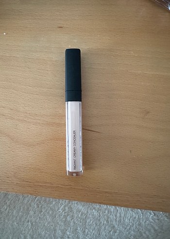 NARS Açık Bej Kapatıcı - Görsel 2