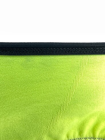 m Beden yeşil Renk PreLoved Mini Üst %70 İndirimli.