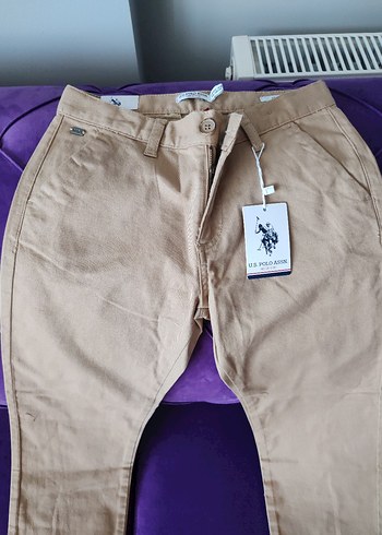 9 Yaş Beden Bej Regular Fit Kemerli Erkek Pantolon