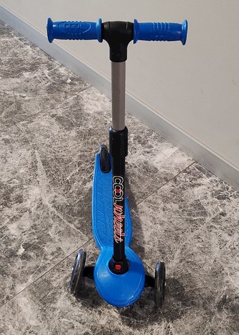 Mavi Çocuk Scooterı - Görsel 2