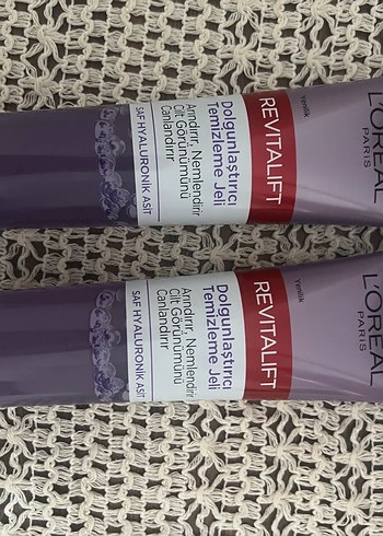 L'Oréal Revitalift Dolgunlaştırıcı Temizleme Jeli