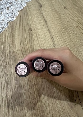  Beden beyaz Renk Golden Rose soft matte ruj 113