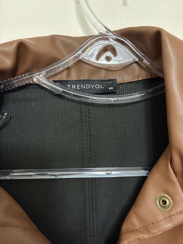 Kahverengi Uzun Deri Kadın Ceket - Görsel 3