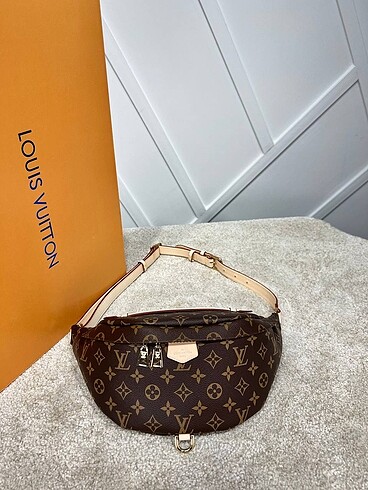 Louis vuitton Bumbag