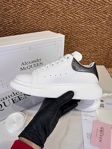 Alexander McQueen Alexander McQueen Sneakers