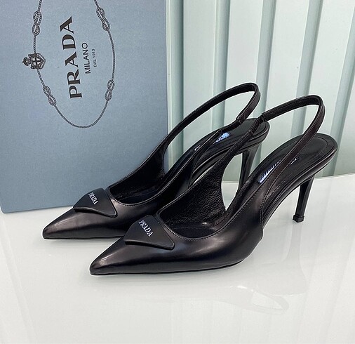 Prada ayakkabı