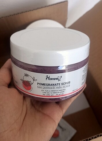 Farmasi Homm bitkisel narlı scrup ( peeling)