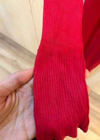 Kırmızı V Yakalı Uzun Triko Elbise - Görsel 2