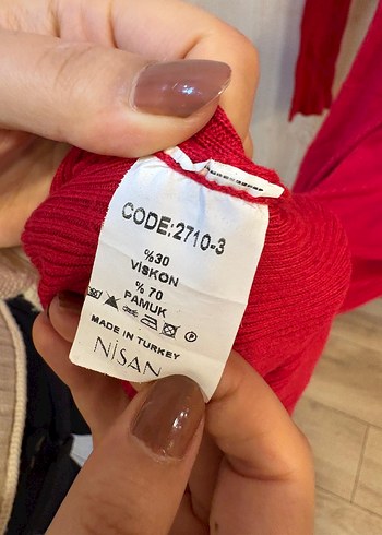 Kırmızı V Yakalı Uzun Triko Elbise - Görsel 4