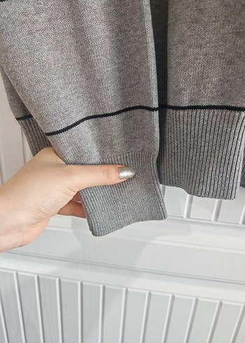 Gri Çizgili V Yaka Erkek Kazak - Görsel 5