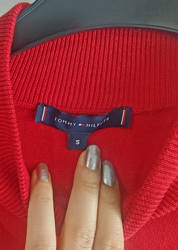 Tommy Hilfiger s