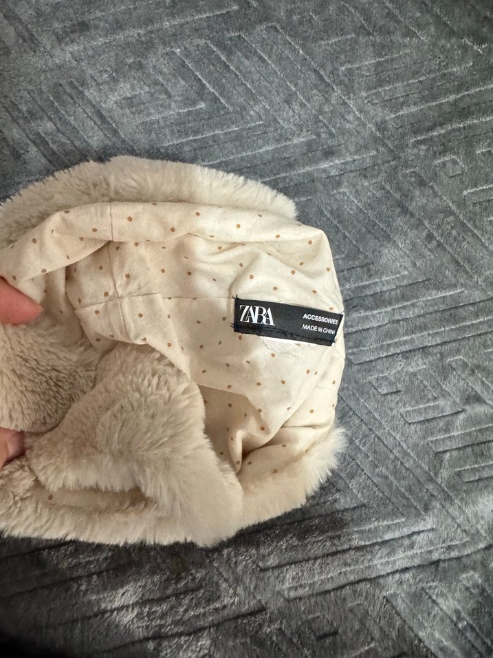 Peluş Kulaklı Çocuk Bere - Görsel 3