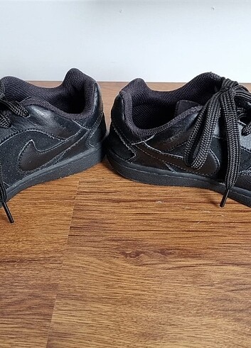 33 Beden Nike spor ayakkabı