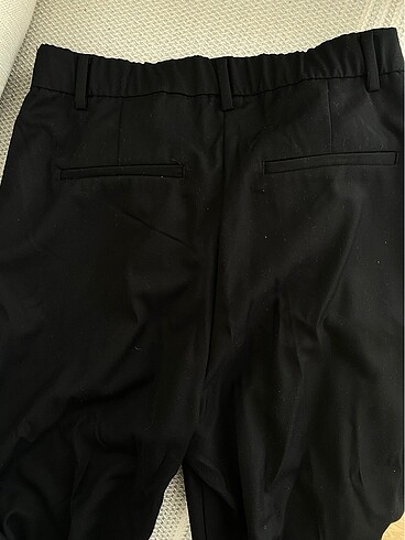 44 Beden siyah Renk H&M marka kumaş pantolon