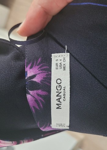 s Beden çeşitli Renk Çiçek Desenli V Yaka Midi Elbise MANGO MARKA DEFOSUZ TEMIZDIR