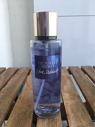 Victoria Secret Vücut Spreyi