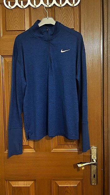 l Beden Nike Dri-Fit Sweatshirt