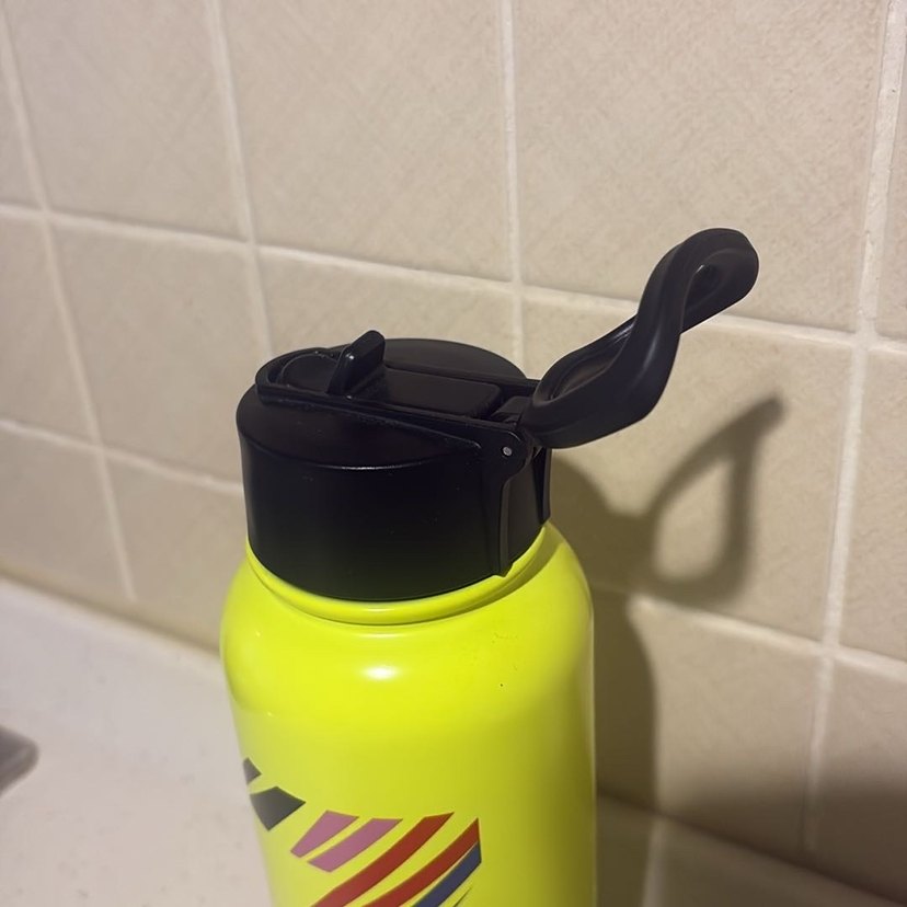 Zumba Markasına ait su termosu - Görsel 3