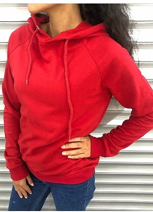 kapşonlu sweatshirt