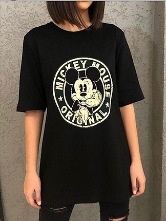 Oversize kalıp yandan yırtmaclı yarım kol tshirt
