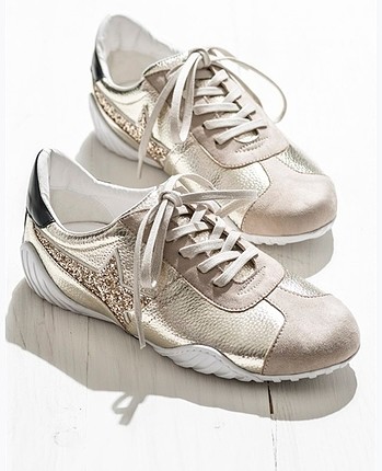 Elle sneaker 