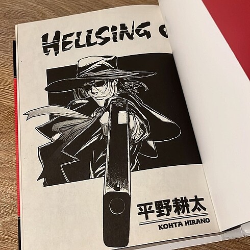  Hellsing 1. Cilt