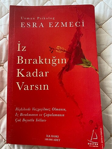 Esra Ezmeci