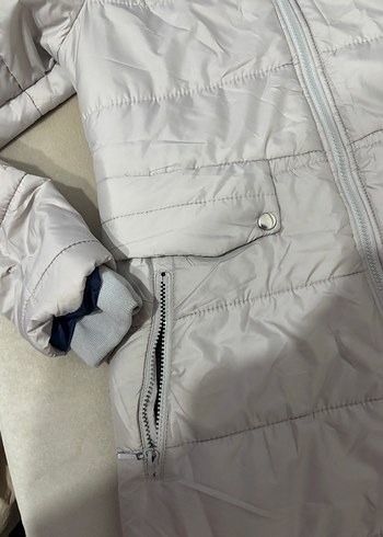 Kürk Detaylı Uzun Gri Kadın Kışlık Mont - Görsel 2