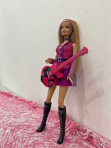 Barbie koleksiyonluk rockstar