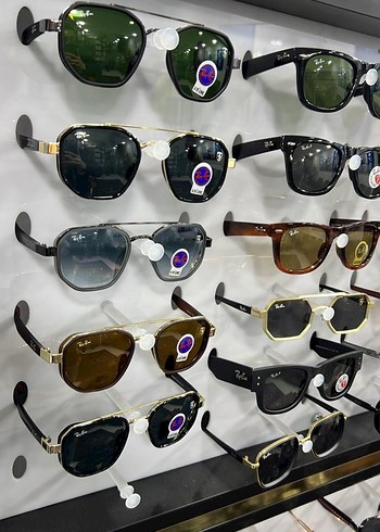 Ray Ban
