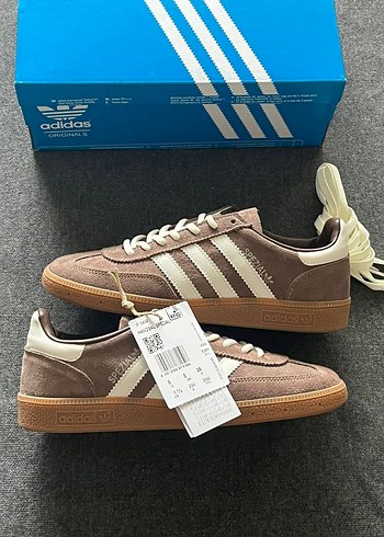 Adidas Spezial
Kutulu Gönderim - Görsel 2