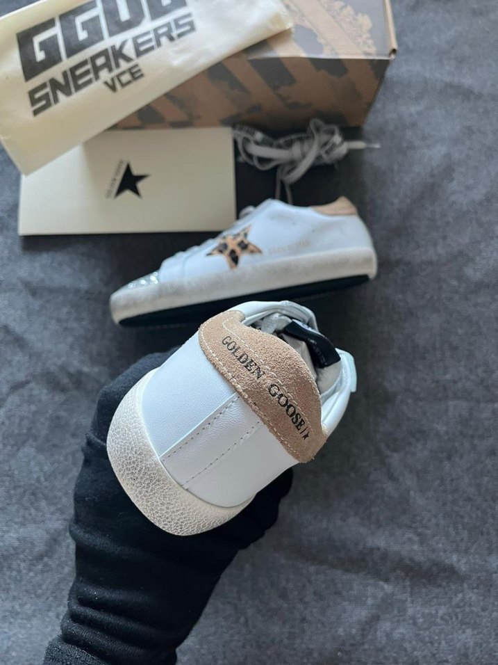  Golden Goose Deluxe 

Kutulu, Toz torbalı, Sertifikalı - Görsel 5