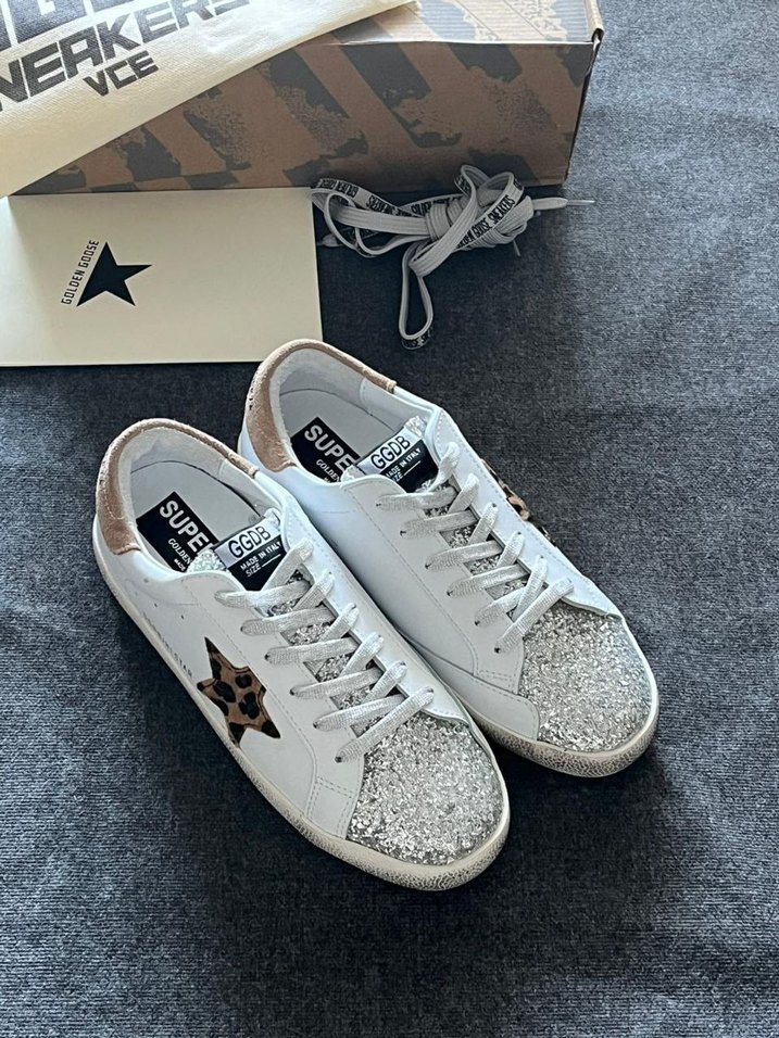  Golden Goose Deluxe 

Kutulu, Toz torbalı, Sertifikalı - Görsel 3