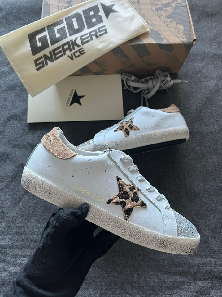  Golden Goose Deluxe 

Kutulu, Toz torbalı, Sertifikalı - Görsel 2