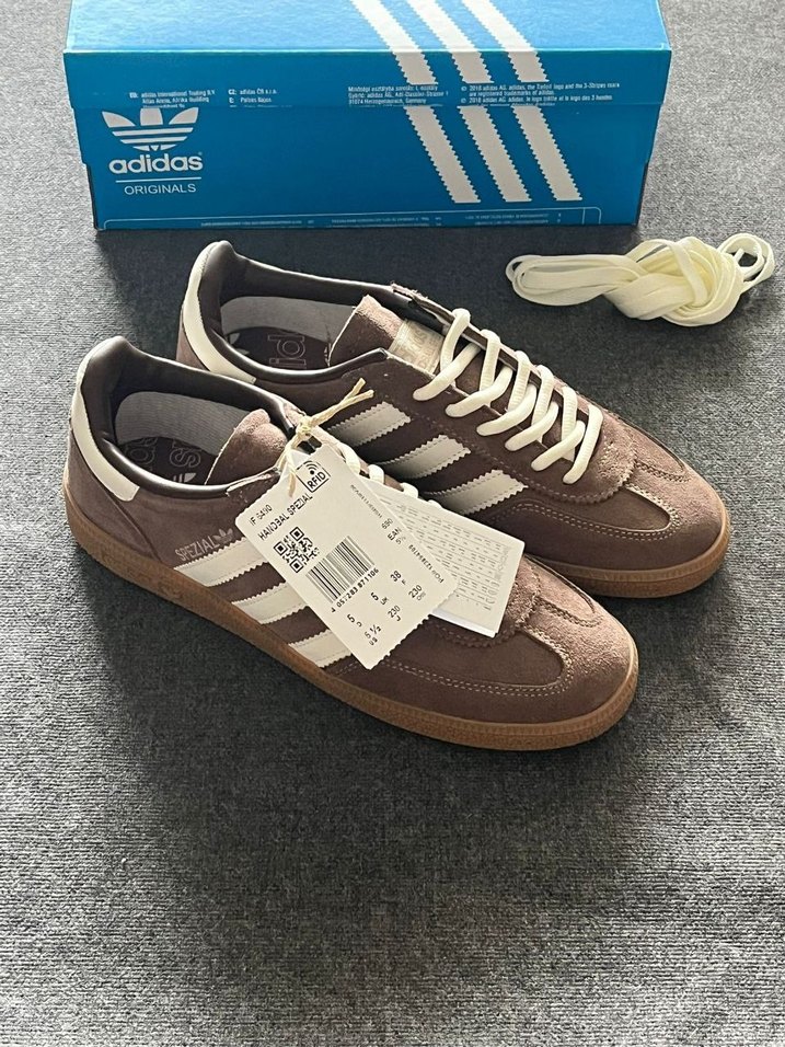 Adidas Spezial

Kutulu Gönderim - Görsel 2