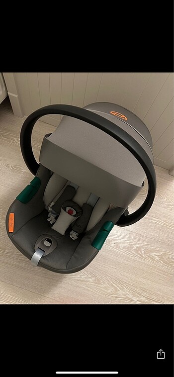 Cybex ana kucağı