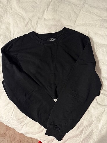 BERSHKA CROP TSIRHT SWEAT