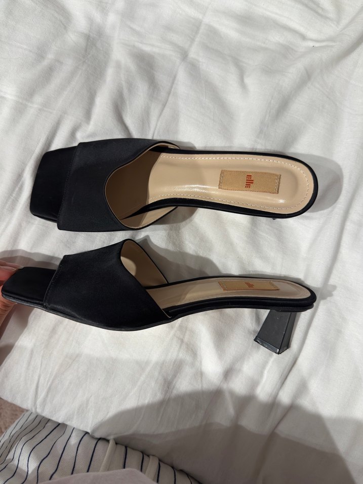 Siyah Topuklu Kadın Terlik Elle - Görsel 2