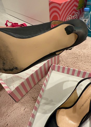 Tokalı Siyah Deri İnce Topuklu Stiletto pelinin ayakkabıları - Görsel 4