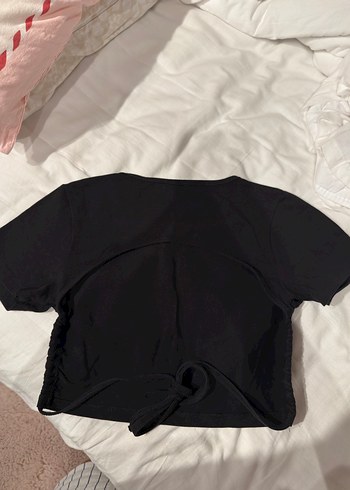 Siyah Kısa Kollu Crop Top - Görsel 2